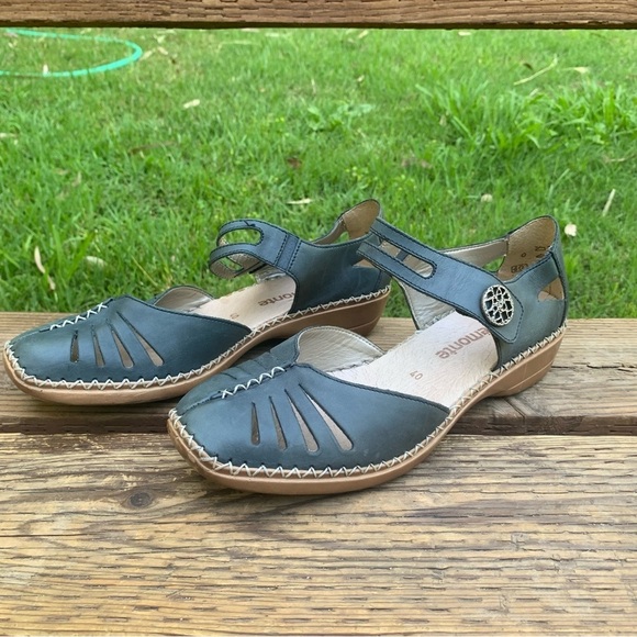 Women’s Remonte Cristallin Ankle Strap Shoe - Picture 2 of 9